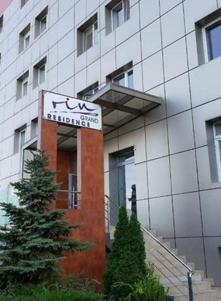 Apartament Laroka House Rin Grand Modern *