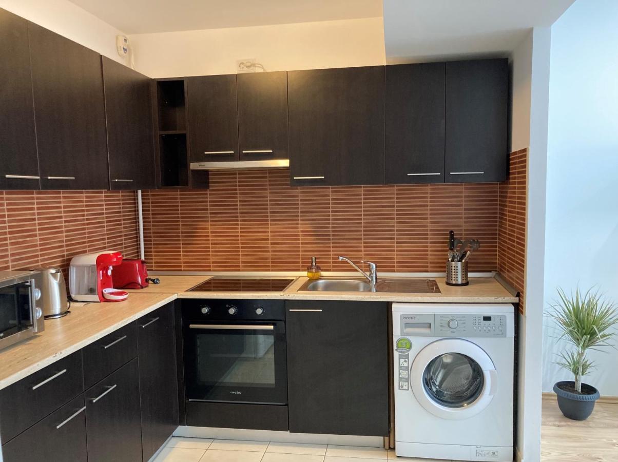 Laroka House Rin Grand Modern * Bucureşti