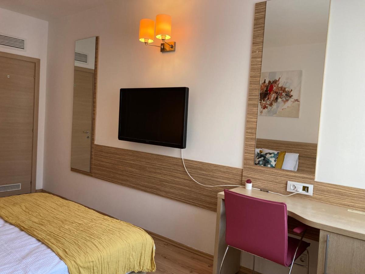 Laroka House Rin Grand Modern Apartament *